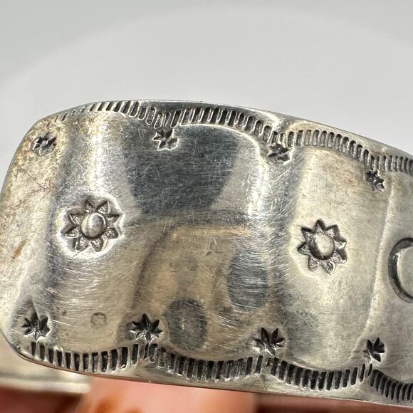 Navajo Native vintage sterling silver turquoise chip inlay cuff bracelet 28.54 - Picture 6 of 10